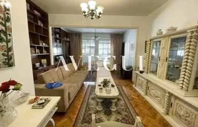 Imagem: O apartamento possui 3 Dormitórios, 1 Banheiro, 1 Vaga na garagem