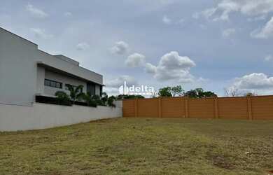 Imagem 9: Terreno disponível para venda no bairro Granja Marileusa em Uberlândia...