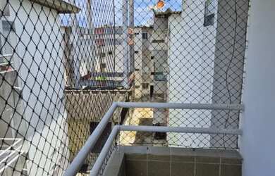 Imagem: O apartamento possui 3 Dormitórios, 1 Banheiro, 1 Vaga na garagem