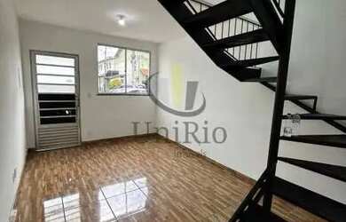 Imagem: A casa em condomínio possui 2 Dormitórios, 1 Banheiro, 1 Vaga