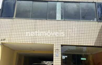 Imagem: O depósito possui 5 Vagas na garagem, 155m² de Área e está