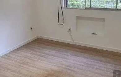 Imagem: O apartamento possui 1 Dormitório, 1 Banheiro e 38m² de Área