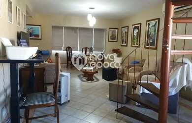 Imagem: O apartamento possui 4 Dormitórios, 5 Banheiros, 2 Vagas na