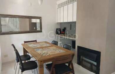 Imagem: A casa em condomínio possui 2 Dormitórios, 3 Banheiros, 1