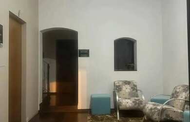 Imagem: O depósito para alugar possui e está localizado em Centro