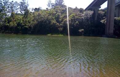 Imagem: O terreno possui m² de Área e está localizado em Jardim