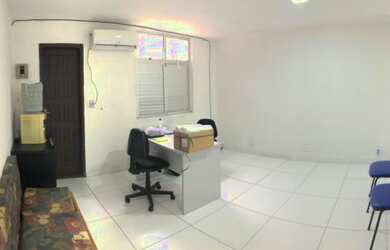 Imagem: O depósito possui 30m² de Área e está localizado em Nazaré