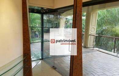 Imagem: O depósito possui 1 Vaga na garagem, 30m² de Área e está