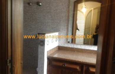 Imagem 13: SOBRADO ALTO PADRÃO. Piscina, Varanda, Guarda roupaeLareira