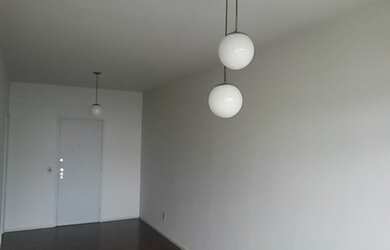 Imagem: A casa possui 2 Dormitórios, 2 Banheiros, 1 Vaga na garagem