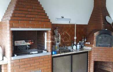 Imagem 16: Linda casa,4 suítes,Ampla área de lazer piscina, churrasqueira, forno a lenha, campo de fu