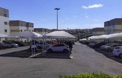 Imagem: O apartamento possui 2 Dormitórios, 1 Banheiro, 1 Vaga na garagem