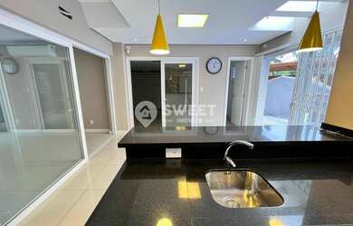 Imagem 15: Casa Alto Padrão. Piscina, Churrasqueira, Imóvel mobiliadoeAr-condicionado