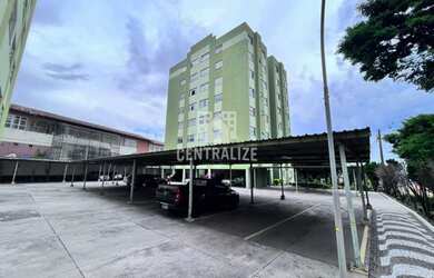 Imagem: O apartamento possui 3 Dormitórios, 1 Banheiro, 1 Vaga na garagem