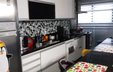 Imagem: O apartamento possui 2 Dormitórios, 3 Banheiros, 2 Vagas na