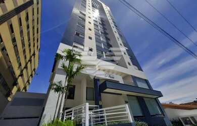 Imagem: O apartamento possui 3 Dormitórios, 1 Banheiro, 1 Vaga na garagem