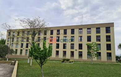 Imagem: O apartamento possui 3 Dormitórios, 1 Banheiro, 1 Vaga na garagem