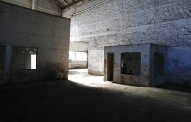 Imagem 11: Galpão/Depósito/Armazém para venda possui 2830 metros quadrados em...