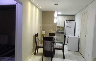 Imagem: O apartamento possui 3 Dormitórios, 1 Banheiro, 1 Vaga na garagem