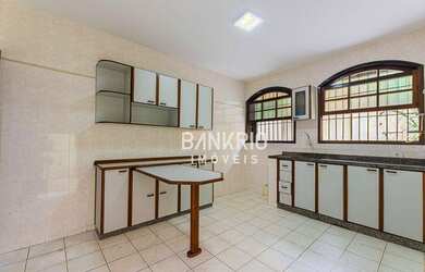 Imagem 8: Casa com 3 quartos, vaga para 5 carros, 850m2, Maria Paula