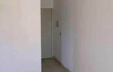 Imagem: O apartamento possui 2 Dormitórios, 1 Banheiro, 48m² de Área