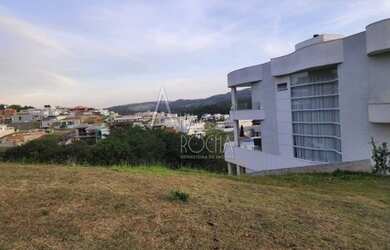 Imagem: O terreno possui 574m² de Área e está localizado em Bragança