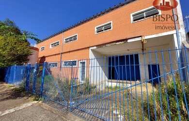 Imagem: O depósito possui 2 Vagas na garagem e 1000m² de Área e está