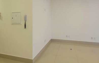 Imagem: O depósito possui 1 Vaga na garagem, 44m² de Área e está