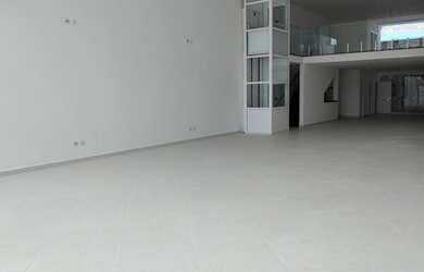 Imagem 3: Galpão/Depósito/Armazém para aluguel possui 300 metros quadrados