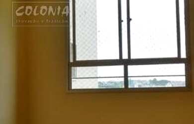 Imagem: O apartamento possui 3 Dormitórios, 1 Banheiro, 1 Vaga na garagem