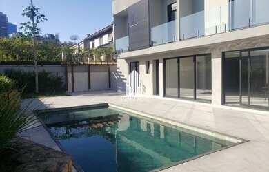 Imagem 1: Casa Alphaville 2. com 05 suítes e 05 vagas. Barueri / São Paulo