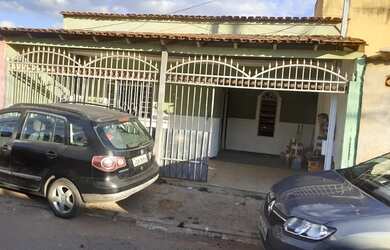 Imagem 1: Atenção Urgente Vendo linda casa na QR 512 Escriturada Toda na laje...