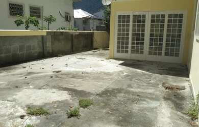 Imagem: A casa possui 4 Dormitórios, 4 Banheiros, 3 Vagas na garagem