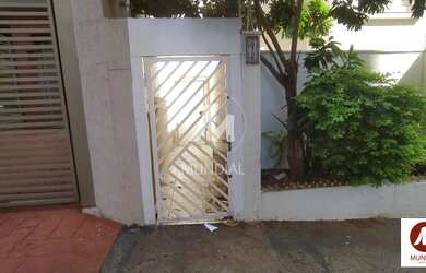 Imagem: O depósito possui 376m² de Área e está localizado em Centro