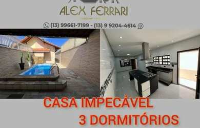 Imagem: A casa possui 3 Dormitórios, 2 Banheiros, 4 Vagas na garagem