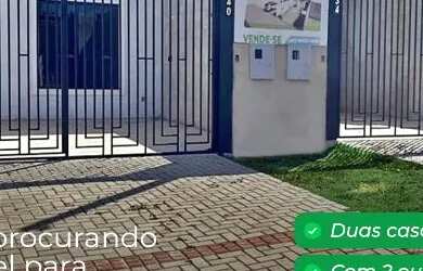 Imagem: A casa possui 3 Dormitórios, 1 Banheiro, 1 Vaga na garagem