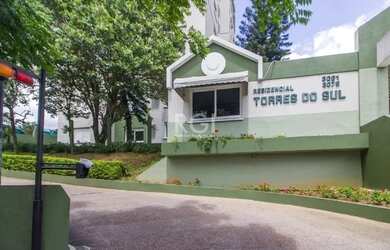 Imagem: O apartamento possui 1 Dormitório, 1 Banheiro, 1 Vaga na garagem