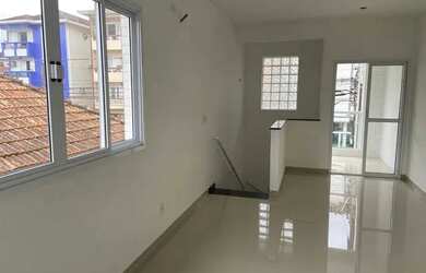 Imagem: A casa possui 3 Dormitórios, 1 Banheiro, 1 Vaga na garagem