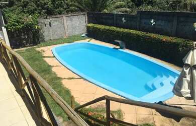 Imagem 1: Casa em jaua aluguel. Piscina, Churrasqueira, 2 Vagas na garageme4 Dormitórios