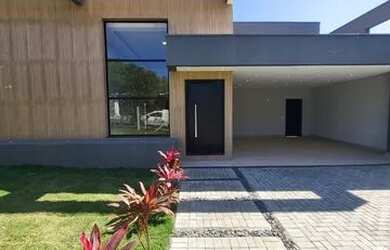 Imagem: A casa em condomínio possui 3 Dormitórios, 4 Banheiros, 4