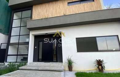 Imagem: A casa em condomínio possui 5 Dormitórios, 5 Banheiros, 1