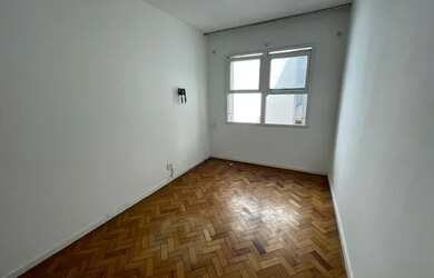 Imagem 4: CONJUGADO, 03 quadras da praia, metrô, andar alto, fundos silencioso