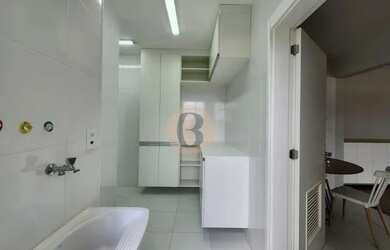 Imagem 2: Residencial - Centro. Piscina, Churrasqueira, Guarda roupae125m² de Área