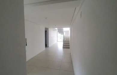 Imagem 2: FLORIANóPOLIS - Apartamento Padrão - Itacorubi