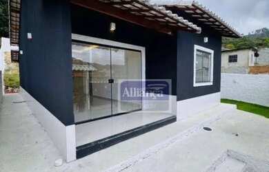 Imagem 5: Casa plana em terreno com 360m², com 3 dormitórios, 1 suíte e 4 vagas...