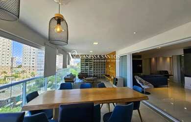 Imagem: O apartamento possui 3 Dormitórios, 5 Banheiros, 4 Vagas na