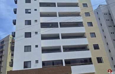 Imagem: O apartamento possui 4 Dormitórios, 3 Banheiros, 2 Vagas na