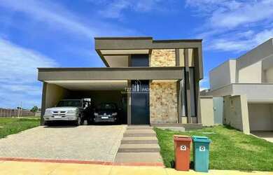 Imagem: A casa em condomínio possui 3 Dormitórios, 4 Banheiros, 4