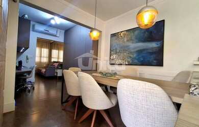 Imagem: A casa em condomínio possui 2 Dormitórios, 1 Banheiro, 2 Vagas