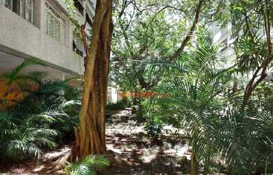 Imagem: O apartamento possui 3 Dormitórios, 2 Banheiros e 98m² de